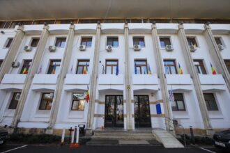 cresc salariile pentru functionarii din primaria constanta spit si dgas cine beneficiaza de marire 6a3d9ac274b2c