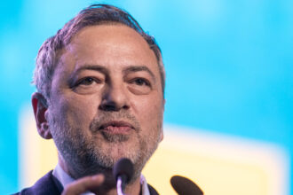 dan motreanu mesaj pentru adrian vestea mi ar fi placut sa vina sa ne spuna de ce a tradat partidul 6a37df37d4d20