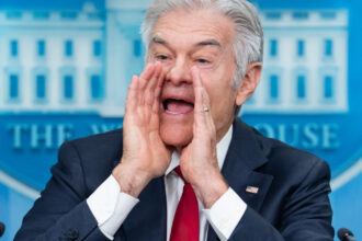 dr oz trump are o sanatate spectaculoasa se duce atat de des la medic pentru ca iubeste rezultatele obtinute la vizite 6a1fbe4d4d25a