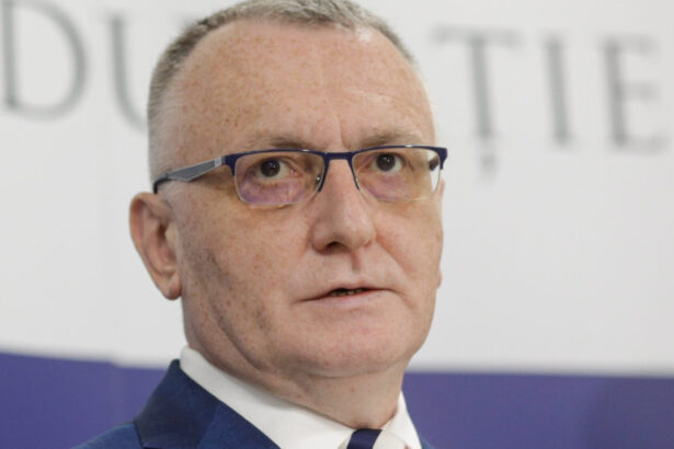 exclusiv liderii pnl se intalnesc luni pentru a discuta desemnarea lui adrian vestea ca premier cimpeanu e un om foarte potrivit 6a2ed98eb4bbc