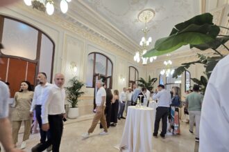 foto are loc deschiderea oficiala a restaurantului city grill la cazinoul de pe faleza constanteana 6a2ab1c6c6348