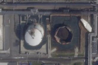 foto cum arata rafinaria lovita din moscova imagini dupa cel mai mare atac cu drone asupra capitalei rusiei de la inceputul razboiului 6a36db240484e