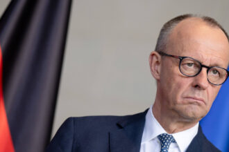 friedrich merz avertizeaza serbia ca trebuie sa decida intre rusia si ue o politica de ezitare nu e o optiune 6a22ff76d0e1c