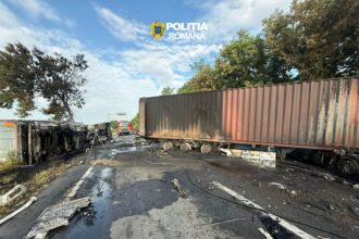 galerie foto accident rutier cu doua tir uri implicate vehiculele au luat foc un sofer este din tulcea altul din ucraina 6a3bb5bb3ba3b