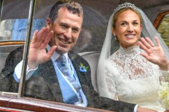 galerie foto nunta in familia regala britanica peter phillips nepotul regelui charles s a casatorit cu o asistenta medicala 6a24699474422