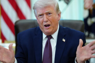 iubesc inflatia spune trump pe fondul cresterii preturilor in contextul conflictului cu iranul va scadea va cadea ca o piatra 6a29c4cc5aff2