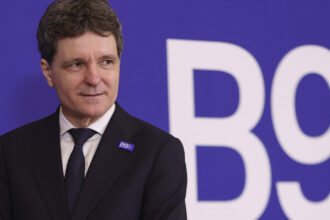 mesajul lui nicusor dan dupa ce rep moldova si ucraina au primit unda verde pentru deschiderea negocierilor de aderare la ue 6a2c6eb2984d5