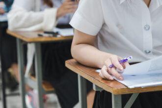 ministrul interimar mihai dimian a semnat ordinul pentru bacalaureat 2030 ce se schimba la examen 6a316ae164067