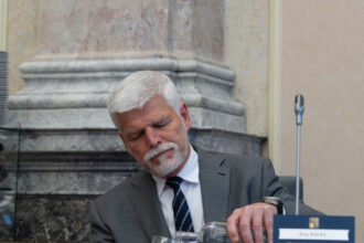 presedintele ceh il da in judecata pe premier in legatura cu participarea la summitul nato 6a3a89382a373
