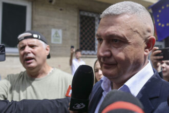 prima reactie a sefului armatei la acuzatiile dna nu pot sa nu observ caracterul cel putin curios al momentului ales 6a1eeeda7ceb7