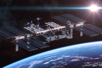 probleme la statia spatiala internationala iss astronautii evacuati temporar 6a22f875bc273