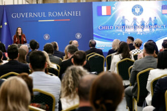 programul cadru pentru protectia copilului derulat de romania si sua evaluat intr o intalnire bilaterala la palatul victoria 6a2ac55b8fe5b