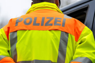 roman arestat in germania pentru ca voia sa declanseze un razboi terorist si sa instaureze un regim national socialist in romania 6a4392879ff44