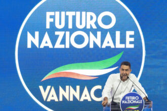 sansele electorale ale lui meloni in pericol un general italian caesar al zilelor noastre a lansat un partid de extrema dreapta 6a2eeb071728a