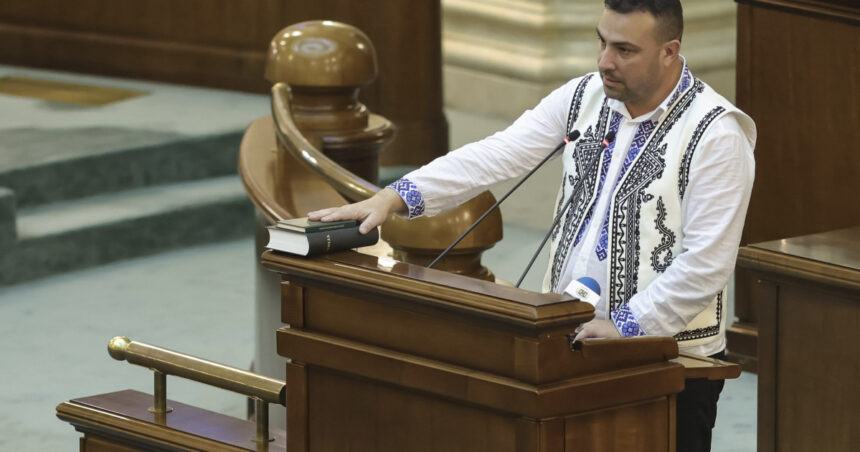senatorul adrian peiu ales pe listele s o s romania s a alaturat pnl si va conduce interimar filiala ialomita 6a3b9b7c2f712