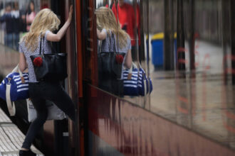 trenurile soarelui 2026 au intrat in circulatie legaturi directe spre litoral din toate regiunile tarii 6a2bd42197a18