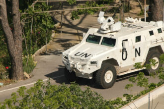 un militar sarb din fortele unifil a murit dupa bombardarea unei baze onu in liban 6a21adfc4a843