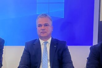 video adrian vestea a fost desemnat premierul romaniei 6a2e475b28eba