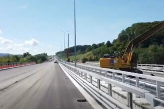 video avans pe autostrada sibiu pitesti seful cnair anunta ca un tronson ar putea fi deschis cu sase luni inainte de termen 6a217a2d9028a