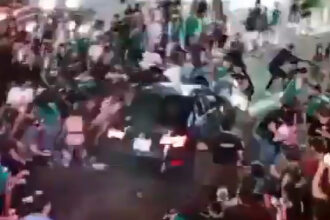 video cm 2026 mai multi raniti dupa ce o masina a intrat in suporterii mexicani la cabo san lucas dupa meciul cu cehia momentul impactului 6a3d60fc1c449