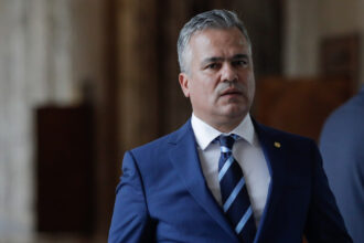 video prima declaratie a noului premier desemnat adrian vestea 6a2e5056428c6