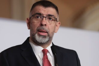 video robert cazanciuc despre varianta de premier a psd cred ca presedintele il va desemna pe sorin grindeanu este singura formula 6a4399934027c