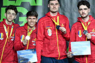 video scrima echipa masculina de sabie a romaniei a cucerit argintul la campionatele europene 6a379dcdd8196