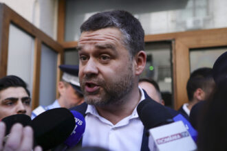 video tribunalul bucuresti discuta azi contestatia lui ciprian ciucu fata de controlul judiciar dispus de dna 6a3b6dc79a96f