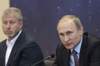 zelenski spune ca i a dat oligarhului roman abramovici mesaje destinate lui putin ce a transmis liderul de la kiev 6a26605146326