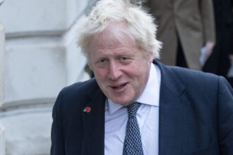 ancheta guvernul boris johnson a irosit 10 miliarde de lire in pandemie contracte pentru firme de casa ale partidului conservator 6a57671eace1e