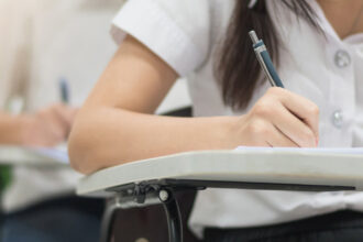 baremul de corectare la proba la alegere de la bacalaureat 2026 profil real cum sunt notate raspunsurile elevilor la examen 6a462b1f454d1