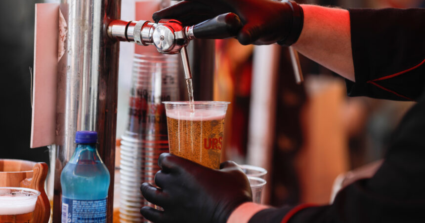 consumul bauturilor cu pana la 55 alcool este permisa pe stadioane nicusor dan a promulgat legea 6a5e717d14c6b