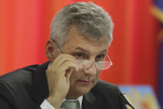 daniel zamfir sustine ca pnl si aur s au inteles pentru declansarea anticipatelor un calcul cinic 6a4f9334f171b