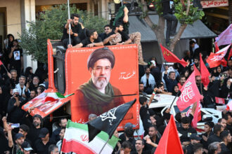 dilema succesiunii in iran ce dezvaluie absenta lui mojtaba khamenei de la inmormantarea tatalui sau despre noua republica islamica 6a514ab1e200e