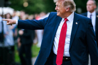 donald trump a incasat peste 1 miliard de dolari din afaceri cu criptomonede in 2025 cati bani i a adus o proprietate din bucuresti 6a44b2d106254