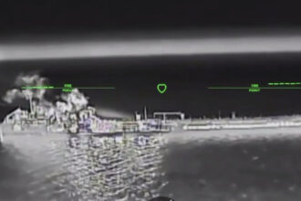 doua petroliere rusesti lovite de drone ucrainene in marea azov unul dintre ele a luat foc 6a4f53e8e1ebd