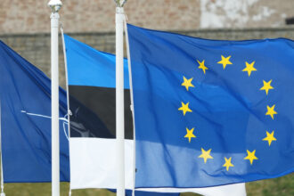 estonia construieste o noua baza militara la granita cu rusia pana la 1 000 de soldati vor fi desfasurati la narva 6a5263e956191
