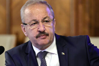 exclusiv vasile dincu nu avem destule argumente sa spunem ca aur e partid extremist ce varianta de guvernare si ar dori psd 6a58ed56421de
