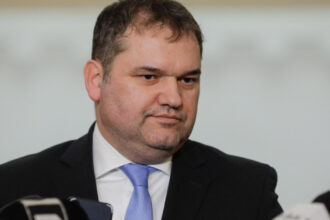 exclusiv veniturile angajatilor din sanatate nu vor scadea da asigurari cseke attila despre legea salarizarii nu sunt sanse sa fie aprobata 6a6871f5018b0