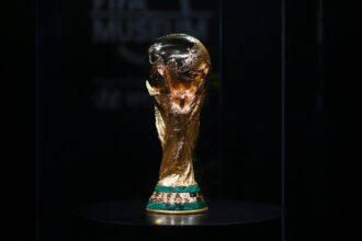 foto cm 2026 cine a creat trofeul cupei mondiale fifa povestea celui mai ravnit simbol din istoria fotbalului 6a5caac6c57ed