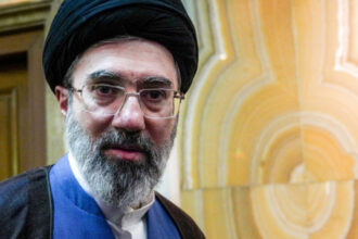 liderul suprem al iranului mojtaba khamenei promite ca va razbuna uciderea tatalui sau se va implini inevitabil 6a523d5706b16