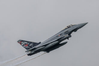 ministerul apararii si avioanele eurofighter typhoon au tras asupra dronei dar au ratat tinta 6a6367b9a9879