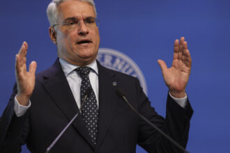 pislaru despre mesajul ironic al diicot radem glumim dar nu cand este vorba de viata a peste 400 de oameni 6a59453849264