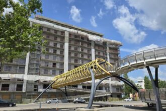 puz ul statiunii mamaia blocat in hartii intre timp fiecare construieste dupa cum il taie capul 6a6698f73bfc7