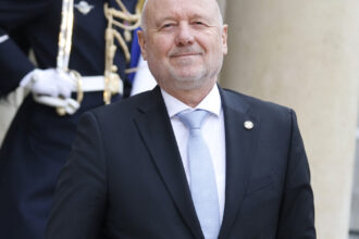 un fost ministru bulgar critica politica de achizitii a sofiei romanii au cumparat f 16 la mana a doua si cu ele doboara acum dronele 6a675c390f44b