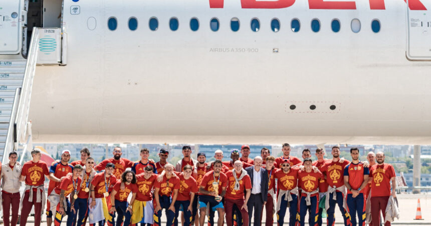video cm 2026 nationala spaniei s a intors acasa cu trofeul cupei mondiale 2026 6a5e508327fb7