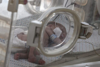 video spitalul marie curie suspenda cinci paturi la ati neonatala dupa plecarea a opt asistenti medicali medic a devenit un haos 6a60a89885037